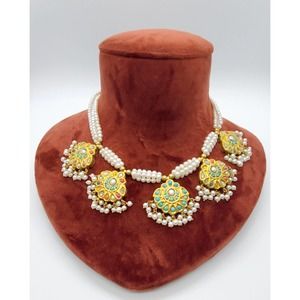 22k Gold Antique Necklace